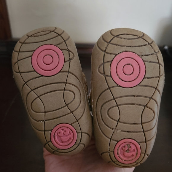 Surprise Winter Boots with Fleece Trim - Size 3 - Picture 6 of 6